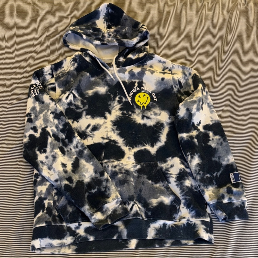 Brooklyn Cloth Blue and White Tie-Dye Hoodie